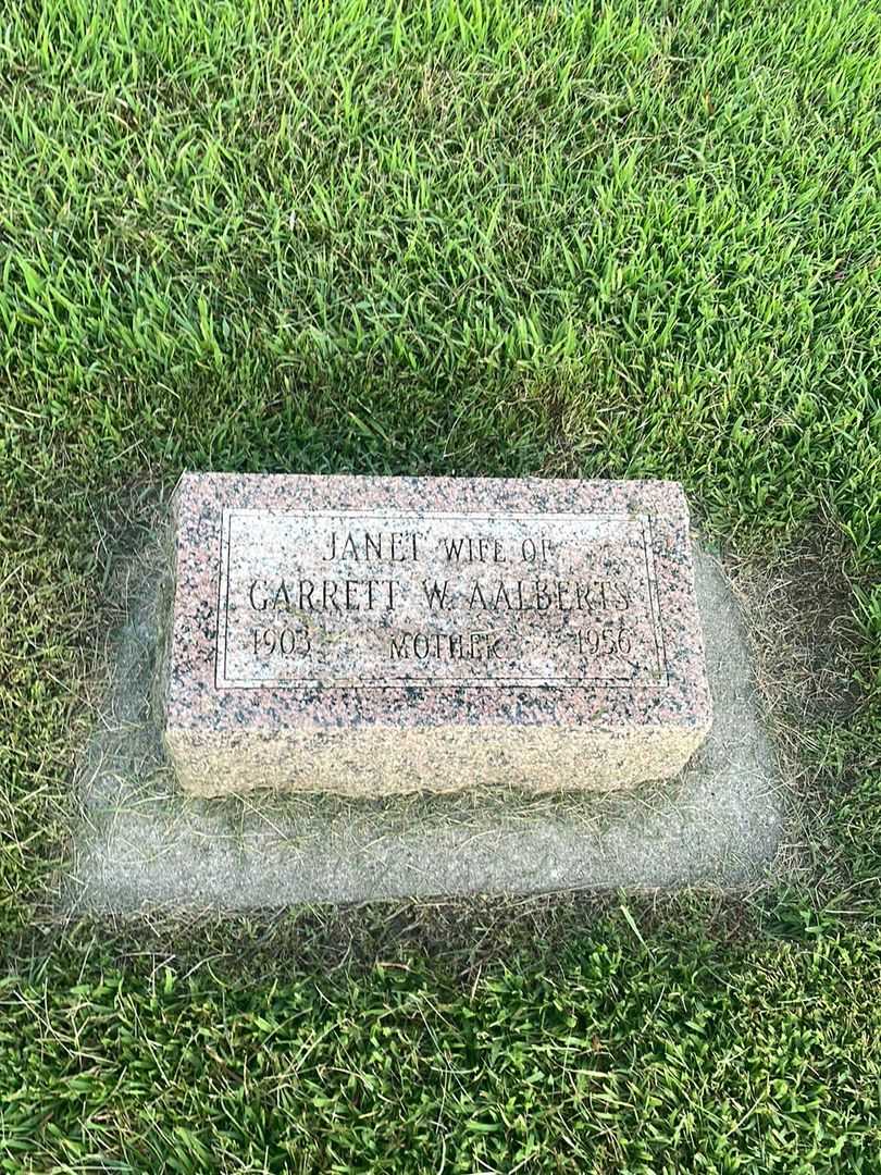 Garrett W. Aalberts's grave. Photo 3