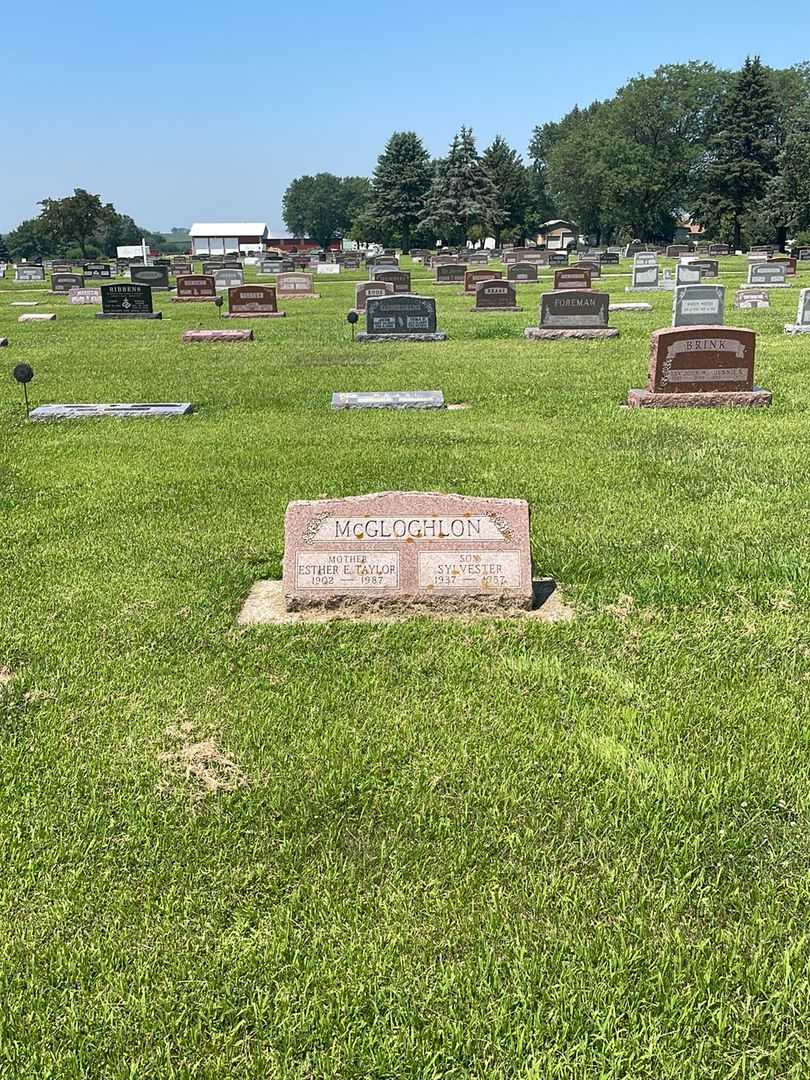 Esther E. Taylor McGloghlon's grave. Photo 2