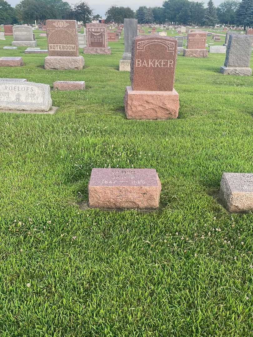 Jan P. Bakker's grave. Photo 2