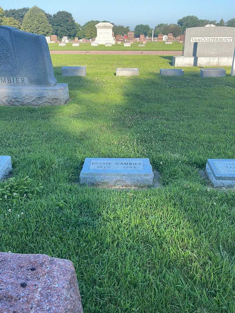 Bessie Cambier's grave. Photo 2