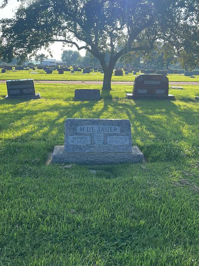 Martin H. M. De Jager's grave. Photo 2
