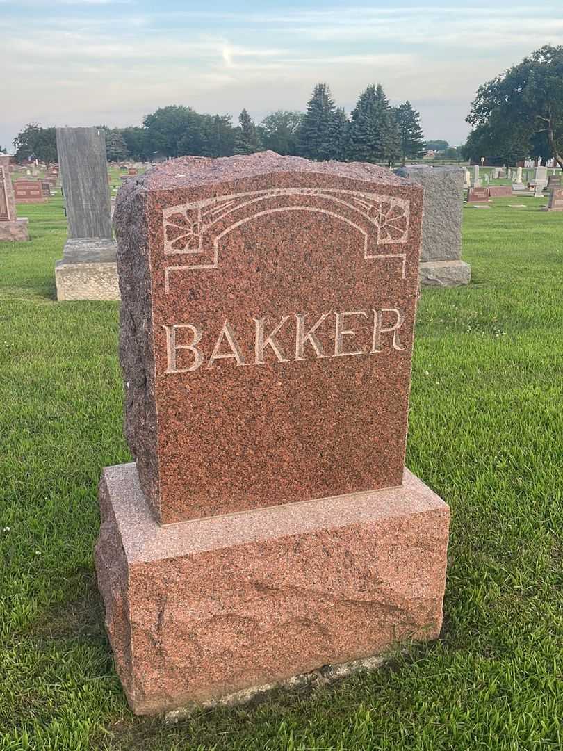 Jan P. Bakker's grave. Photo 1