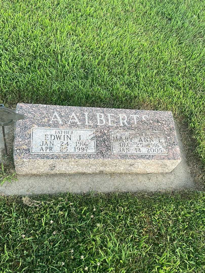 Edwin J. Aalberts's grave. Photo 3