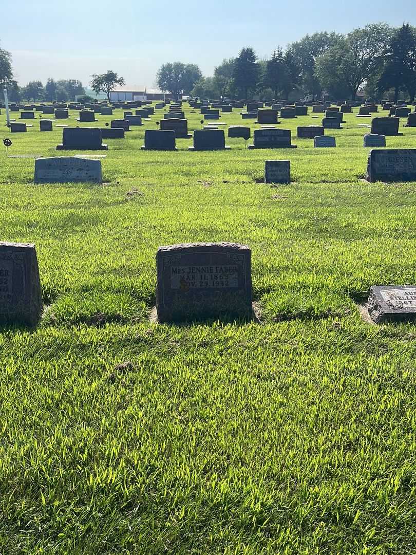 Missus/Madam Jennie Faber's grave. Photo 2