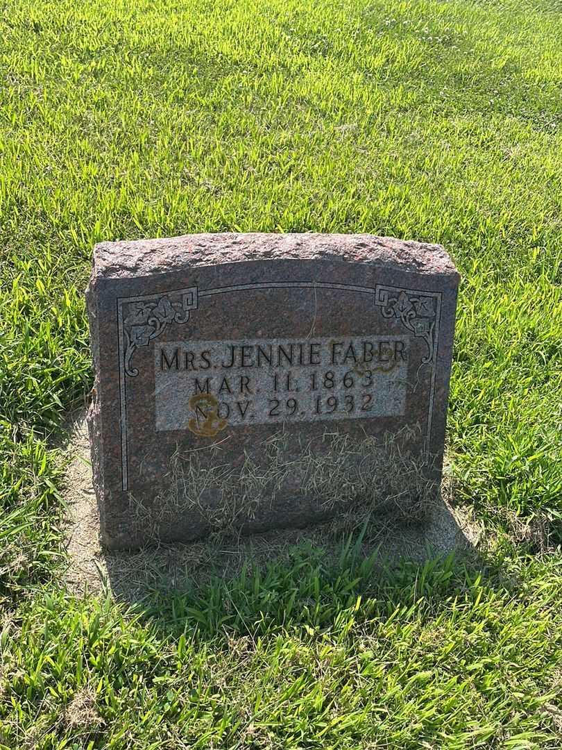 Missus/Madam Jennie Faber's grave. Photo 1