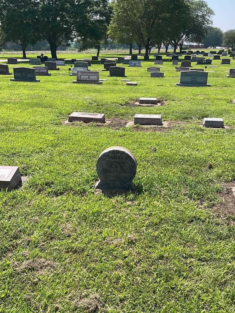 Klasina C. Dangermond's grave. Photo 2