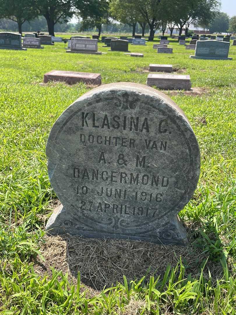 Klasina C. Dangermond's grave. Photo 1