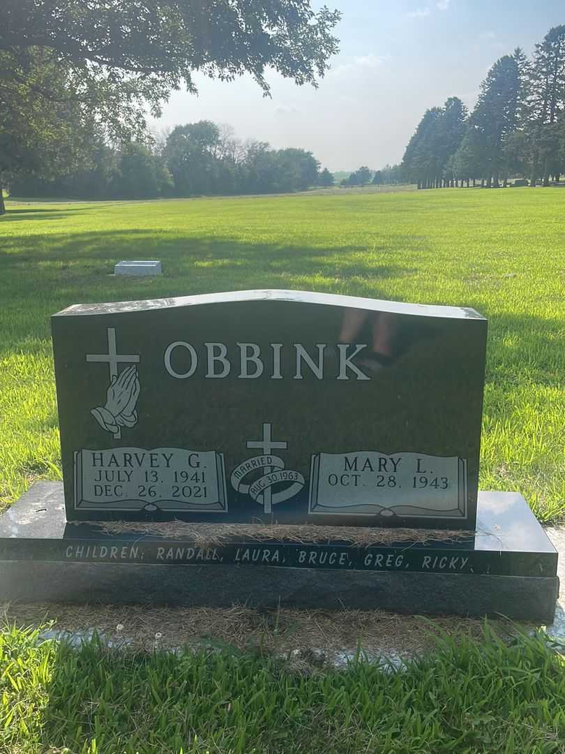 Harvey G. Obbink's grave. Photo 1