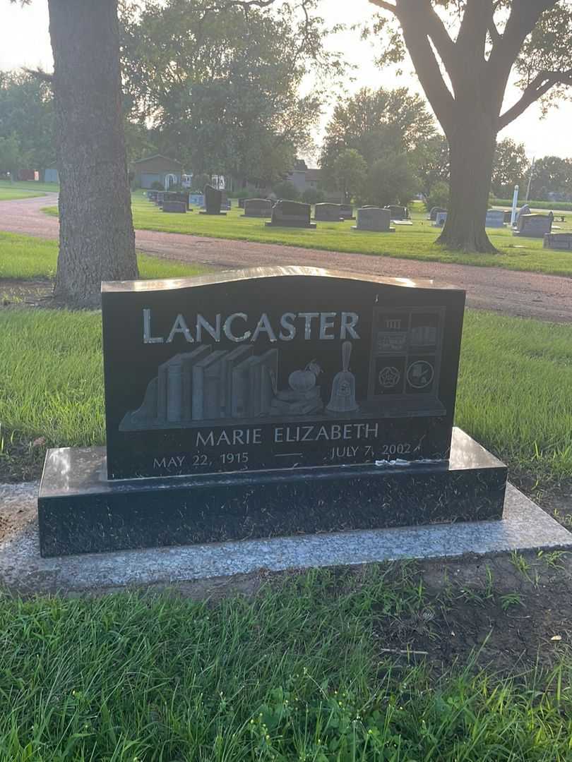 Marie Elizabeth Lancaster's grave. Photo 1