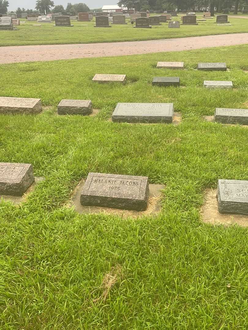 Melanie Jacobs's grave. Photo 2