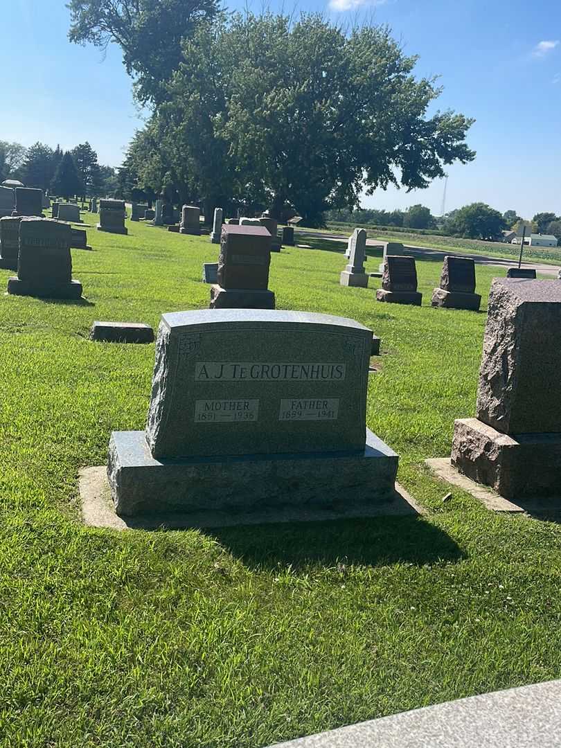 Anna J. Te Grotenhuis's grave. Photo 2