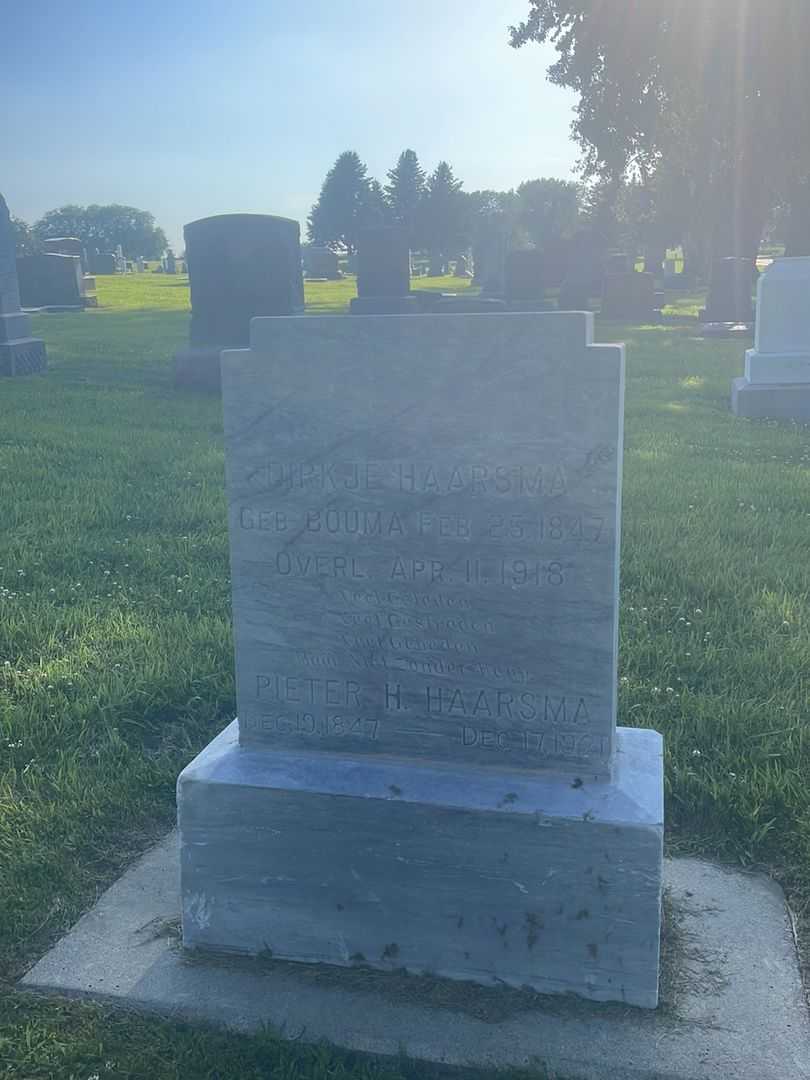 Dirkje Haarsma's grave. Photo 1