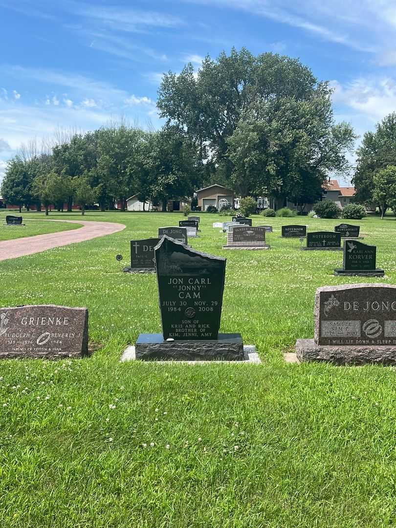 Jon Carl "Jonny" Cam's grave. Photo 2