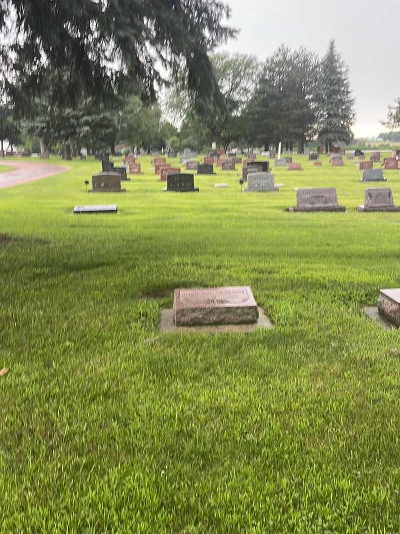 Nelvina Zicafoose's grave. Photo 2