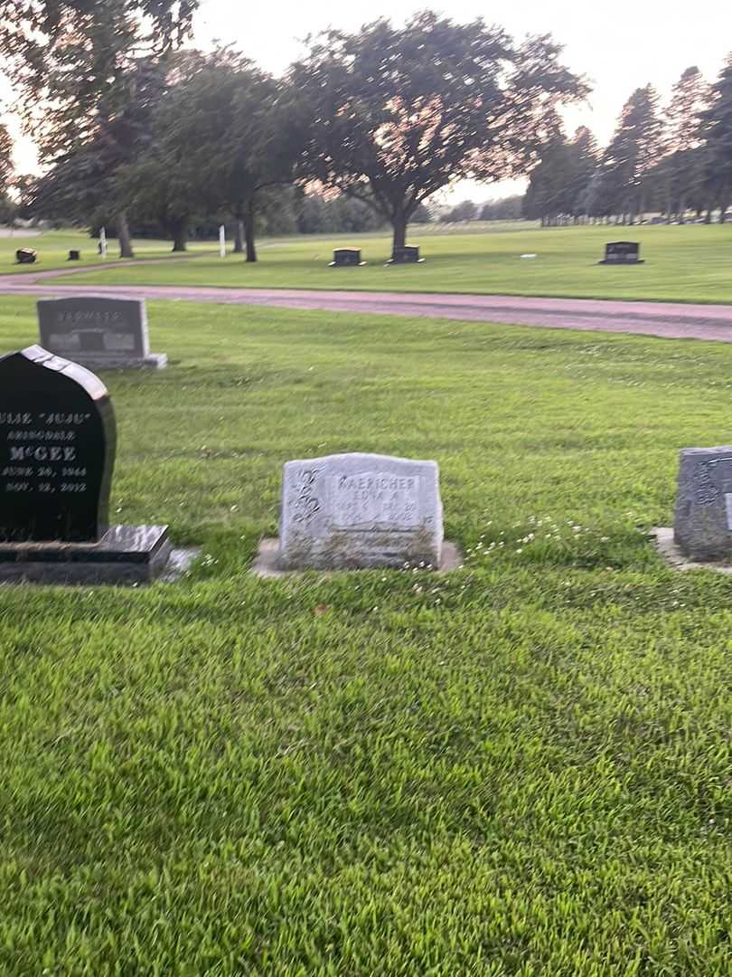 Edna A. Kaericher's grave. Photo 2