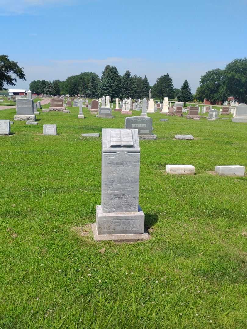 Geertje Ypma's grave. Photo 2