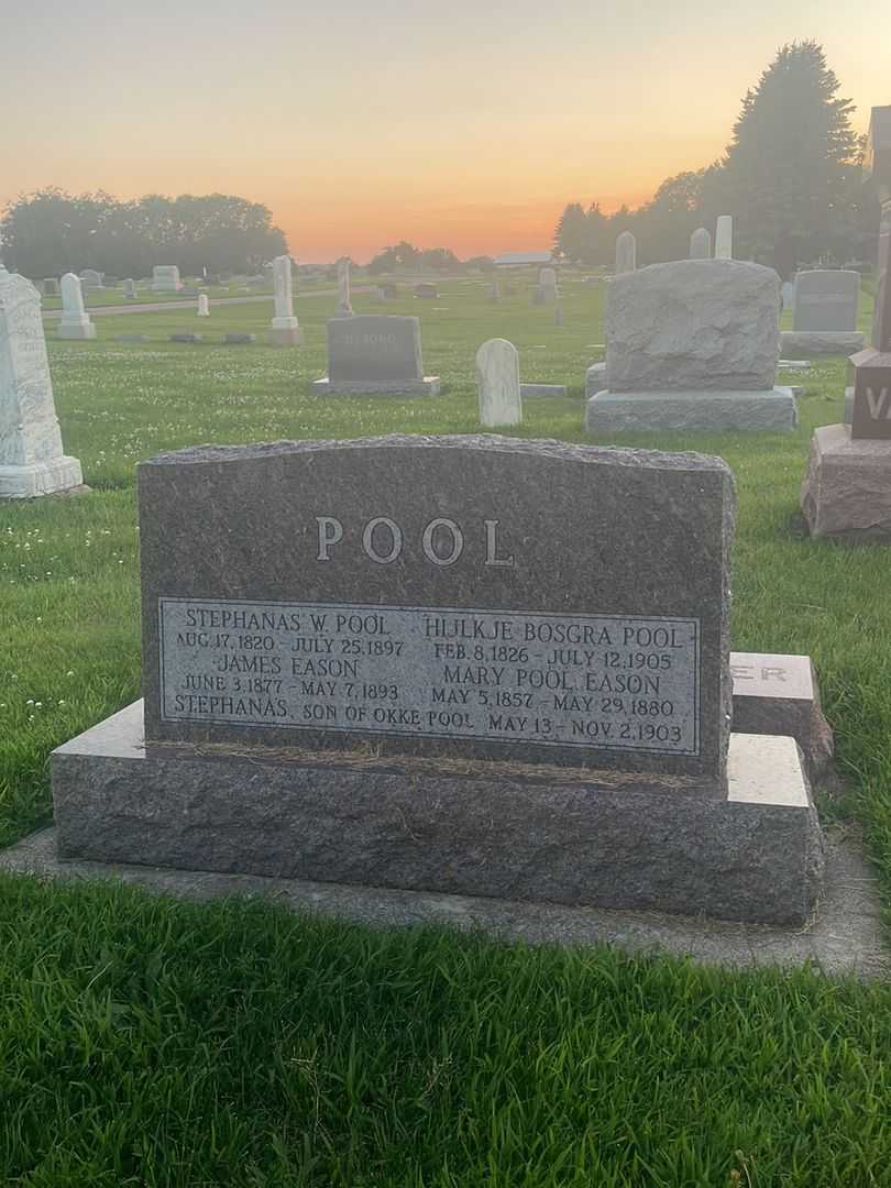 James Eason's grave. Photo 1