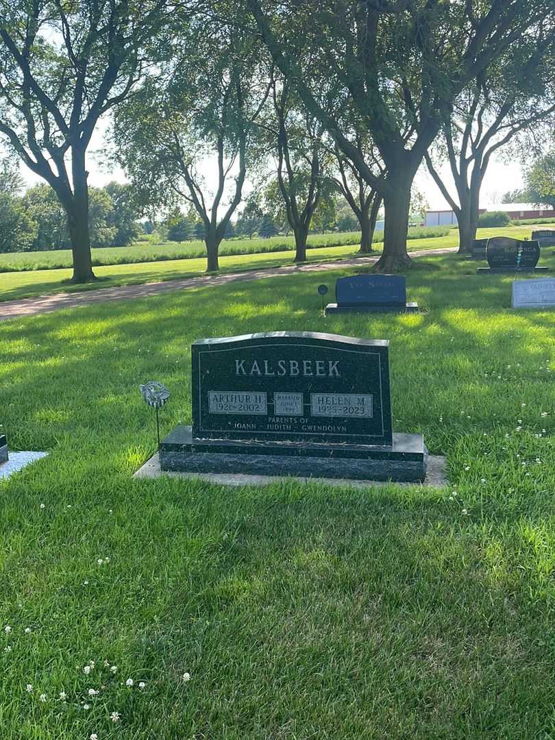 Arthur H. Kalsbeek's grave. Photo 2