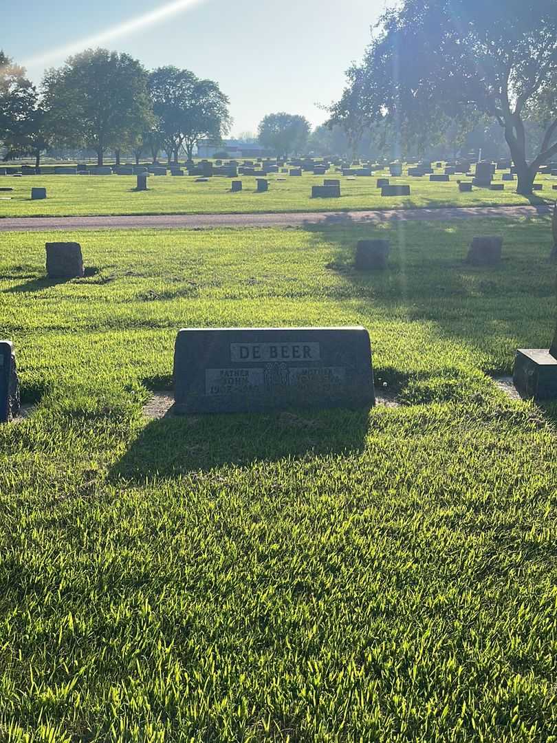 John De Beer's grave. Photo 2
