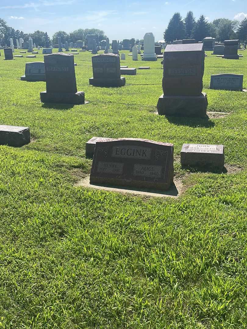Henry Eggink's grave. Photo 2