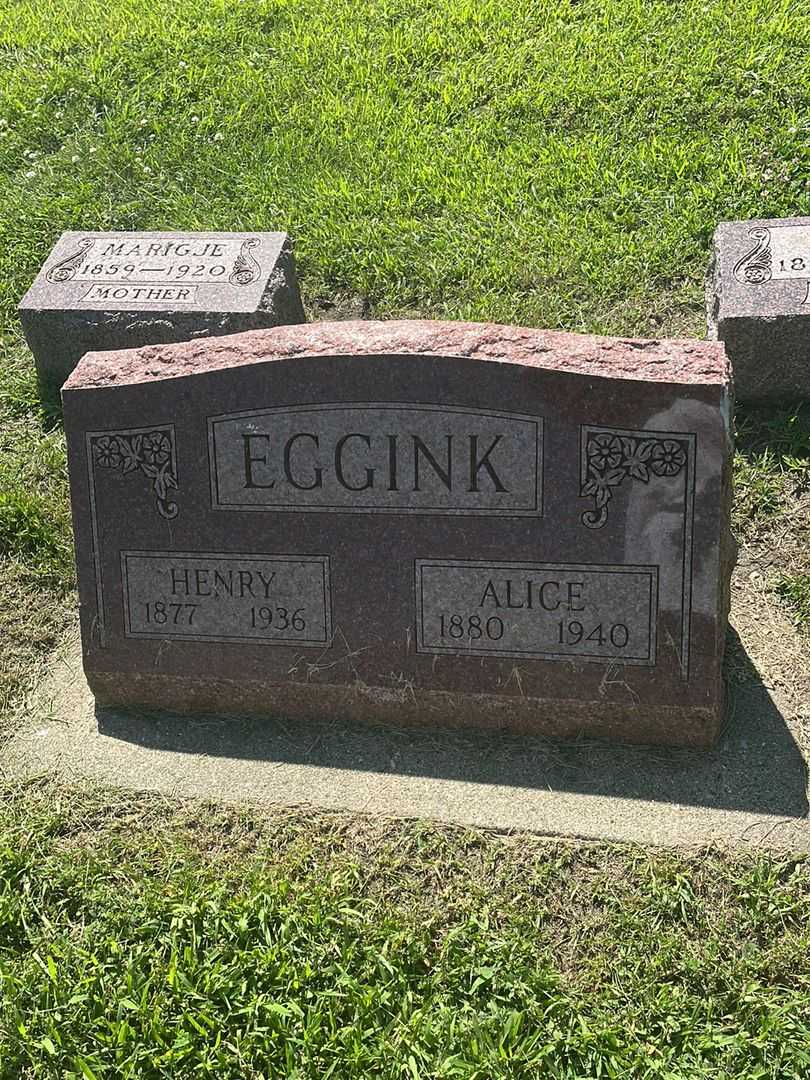 Henry Eggink's grave. Photo 1