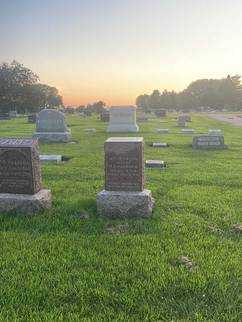 Antje Groen Haarsma's grave. Photo 2