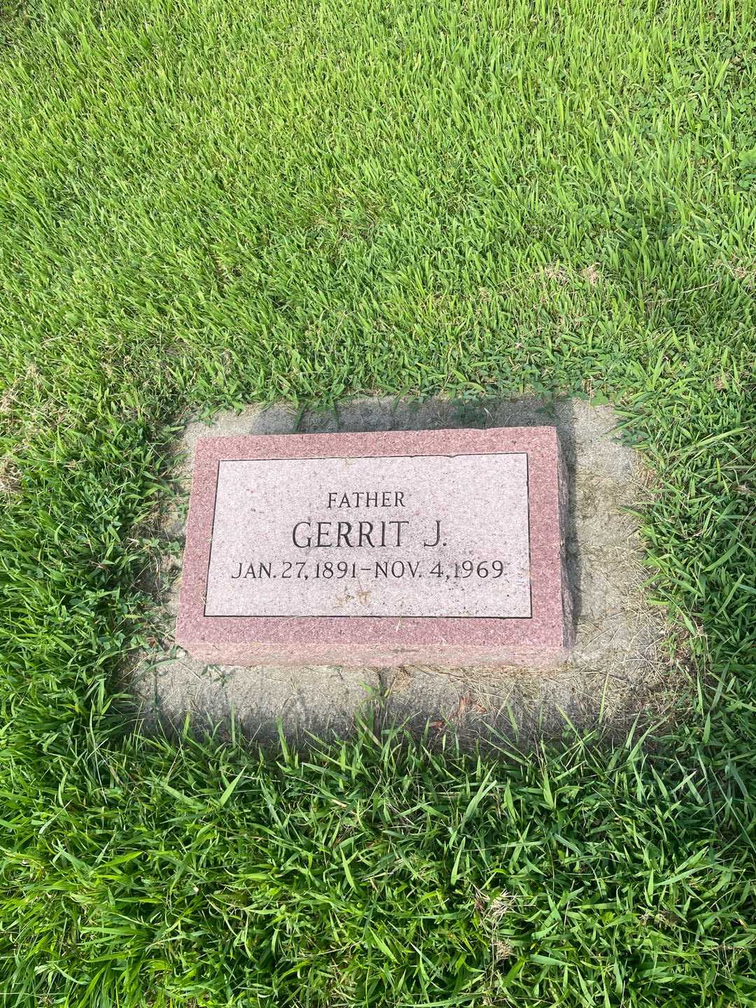 Gerrit J. Raak's grave. Photo 3